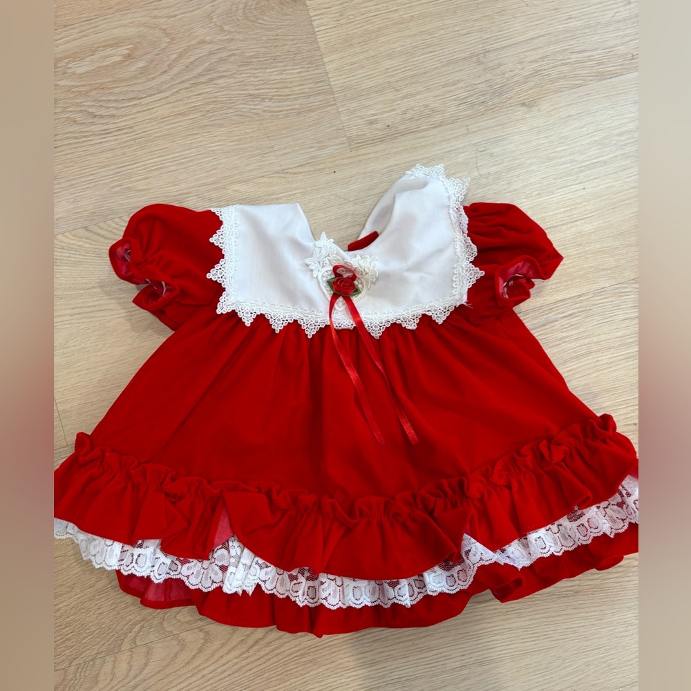 Baby girl’s 12 month vintage, red Christmas dress